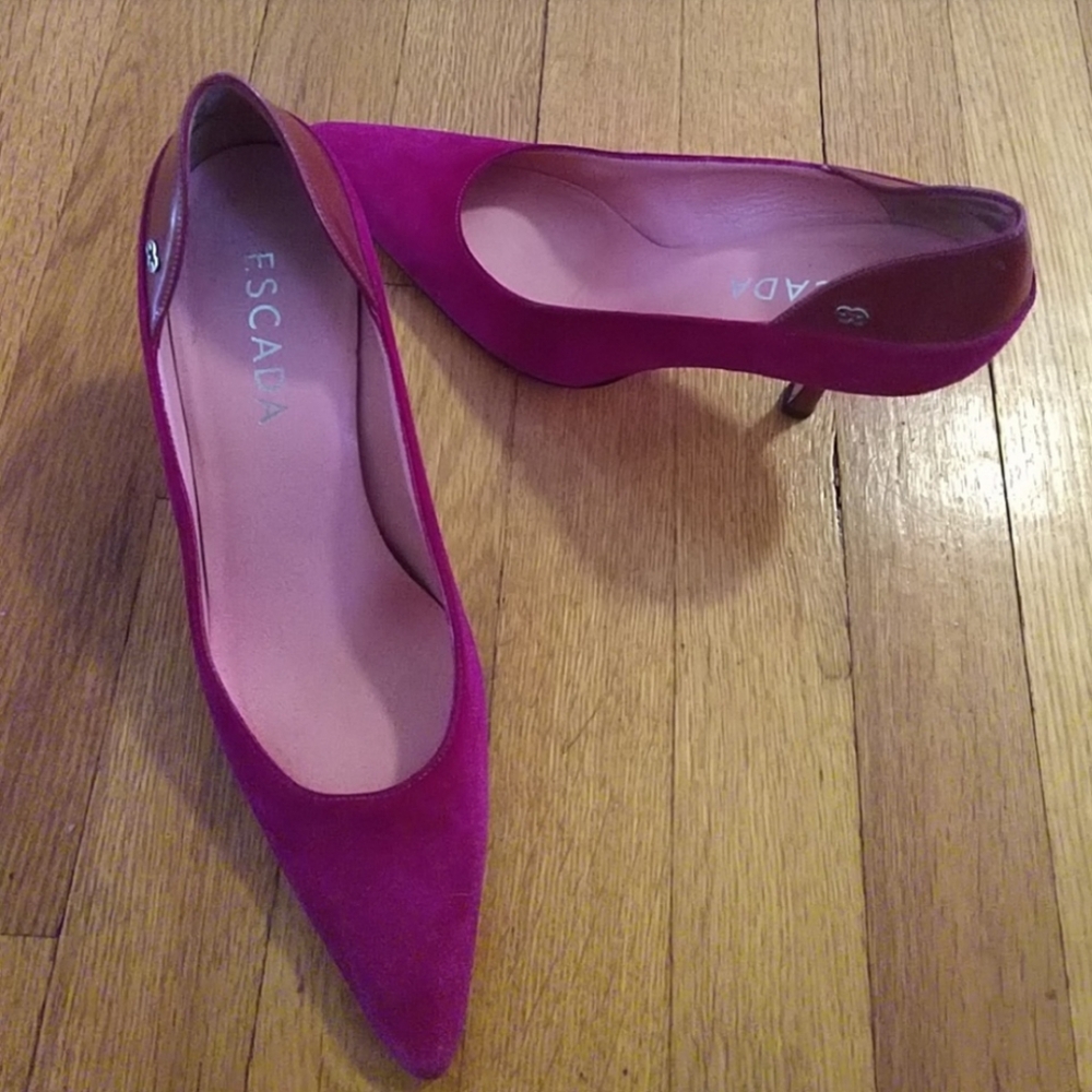 Escada pump heels pink